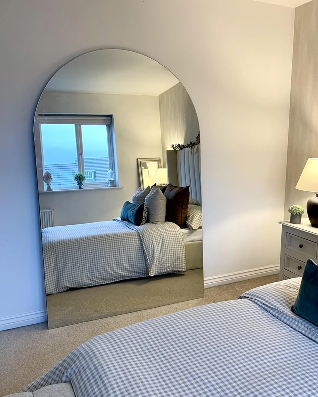 MirrorOutlet The Arcus - Frameless Modern Full Length Arched Leaner/Wall Mirror 74" X 47" (190CM X 120CM) Silver Mirror Glass with Black wooden Backing - Polished Edging