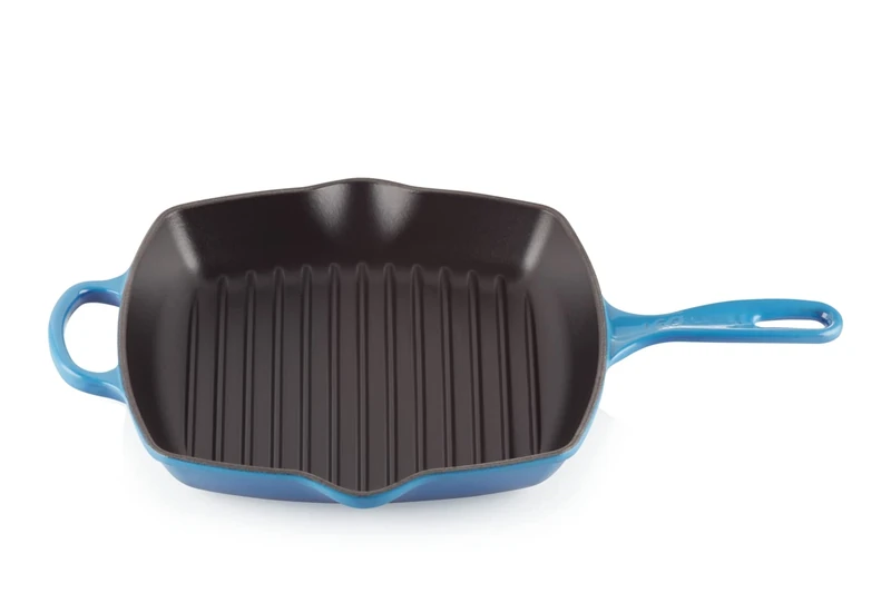 LE CREUSET Signature Enamelled Cast Iron Grillit Frying Pan with Helper Handle and Two Pouring Lips, for All Hob Types and Ovens, 26 cm, Azure, 20183262200422, 260