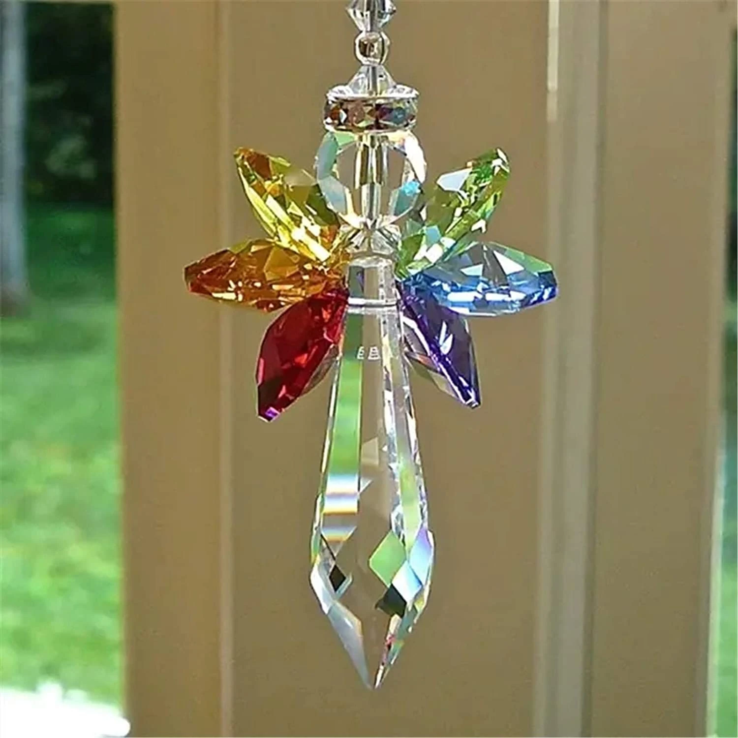 Modern Rainbow Sun Catchers，Crystal Angel Chakra Suncatcher Car Charm Pendant for Auto Rear View Mirror Hanging Decoration Crystal Ball Prism Pendant Suncatcher Wedding Home Window Ornament