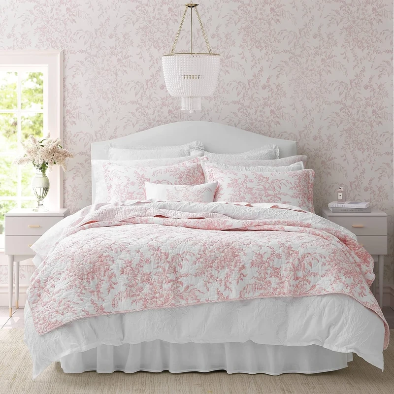 Laura Ashley Reversible Cotton Bedding with Matching Shams, Lightweight Home Decor for All Seasons, Bedford Pink, Queen