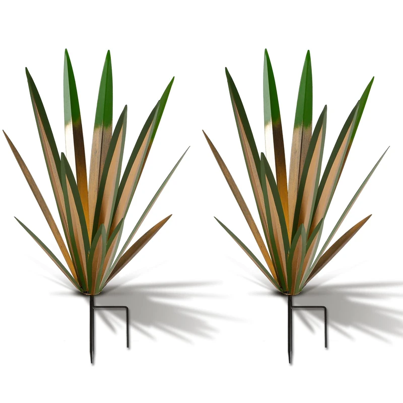 Homight Large Agave Sculpture Rustic Metal Agave Plant Outdoor Interior Decoration Outdoor Lawn Decoration Yard Wooden Posts Matching Garden Suitable for Patio