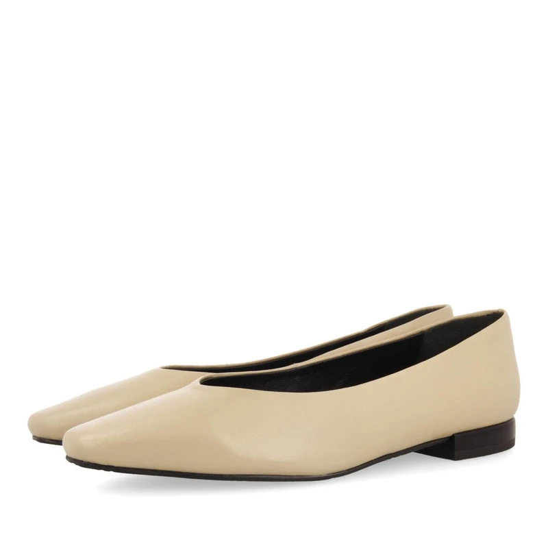 GIOSEPPO Gifford Women's Leather Pointed Toe Ballerinas, Ivory White, 7 UK