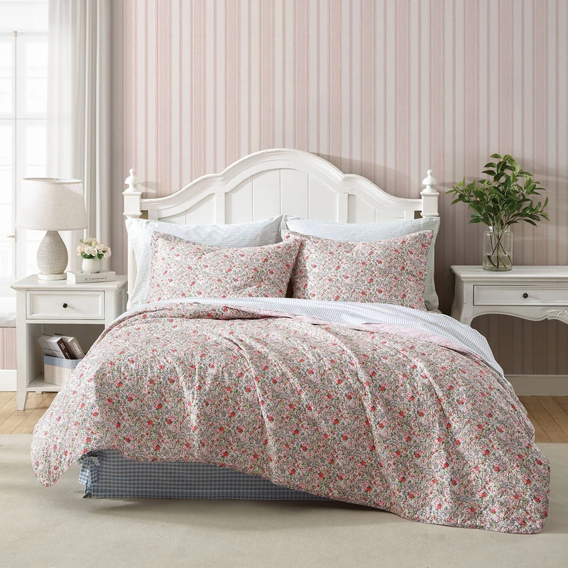 Laura Ashley- King Quilt, Cotton Reversible Bedding, All Season Cottage Home D cor (Rowena Pink, King)