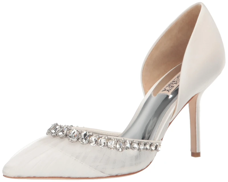 Badgley Mischka Women's Everley Pump, Soft White, 6 UK