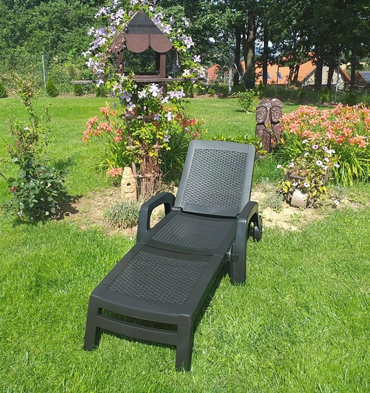 Dmora - Sun lounger Saturno, Adjustable garden deck chair with armrests, Outdoor lounger, 100% Made in Italy, 190x46h70 cm, Anthracite