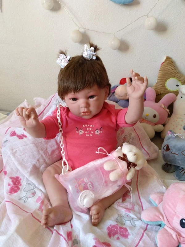 MIS MUÑECAS REBORNS Baby Reborn Violet. Reborn Doll of 52 cm, 2.3 kg, Dressed and with Accessories of a Real Baby. Reds, Very Tender, Silicone Vinyl, Made in Ring-Alicante, Exclusive Model.