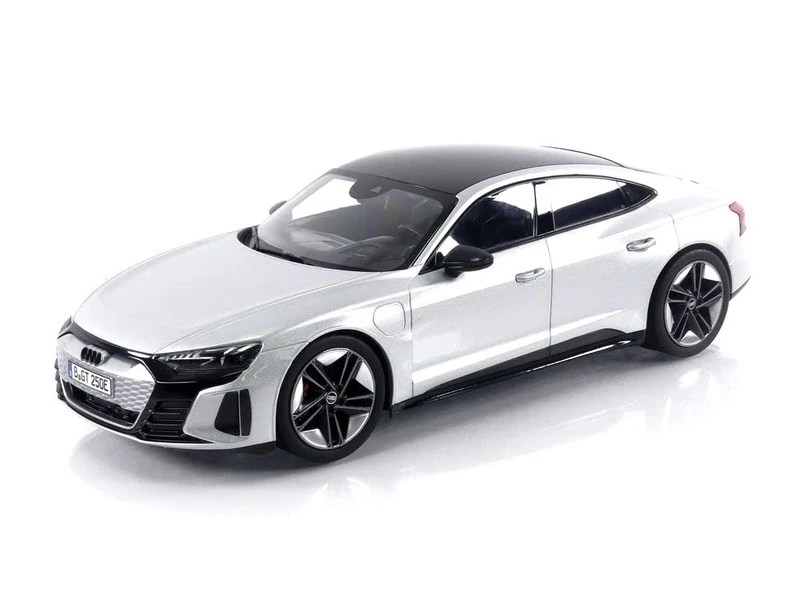 NOREV - AUD RS E-tron GT - 2021-1/18, Silver