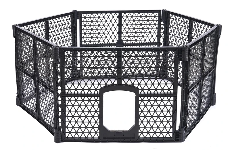 Lanco - 6-Panel Plastic Cage with Door. Easy Assembly and Transfer. Resistant. For Interiors and Exteriors. Measurements: 6 Panels, 67x35x26 inches (L*W*H)