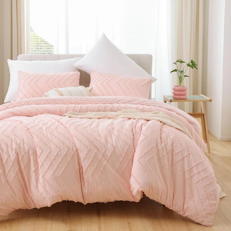 YIRDDEO Pink Comforter Queen Size 3Pcs, Boho Chevron Comforter Set Queen Blush Farmhouse Bedding Sets, Vertical Tufted Comforter, Lightweight Neutral Boho Bed Set (1 Comforter, 2 Pillowcases)