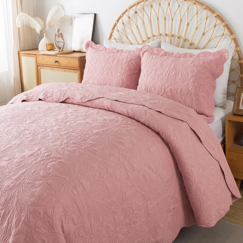 HoneiLife Queen Quilt Bedding Set - 3 Piece Microfiber Quilt Sets Lightweight Bedspreads Reversible Coverlets Rustic Bed Cover Floral Bedding Set All Season Quilts-Pink