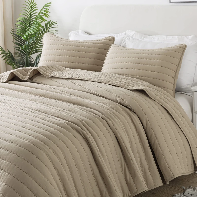Oversized California Cal King Size Quilt Bedding Sets with Pillow Shams, Beige Lightweight Bedspread Coverlet, Quilted Blanket Thin Comforter Bed Cover for All Season, 3 Pieces, 118x106 inches