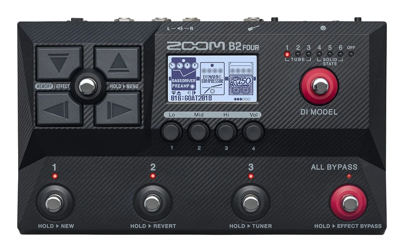 ZOOM B2 FOUR Bass multi-effects pedal with amp and DI emulation for stage, studio, and recording, with looper and rhythm machine, UK-Version