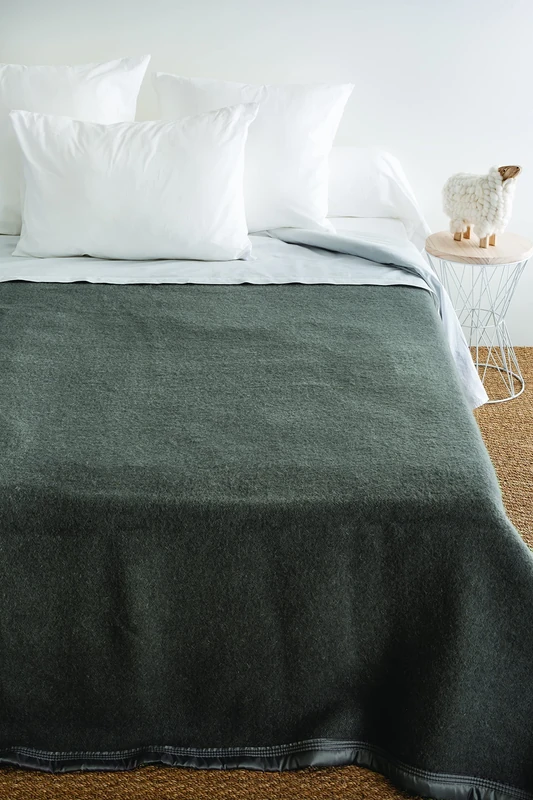 Toison d'Or Volta Blanket, Steel, 220 cm x 240 cm - Image 1