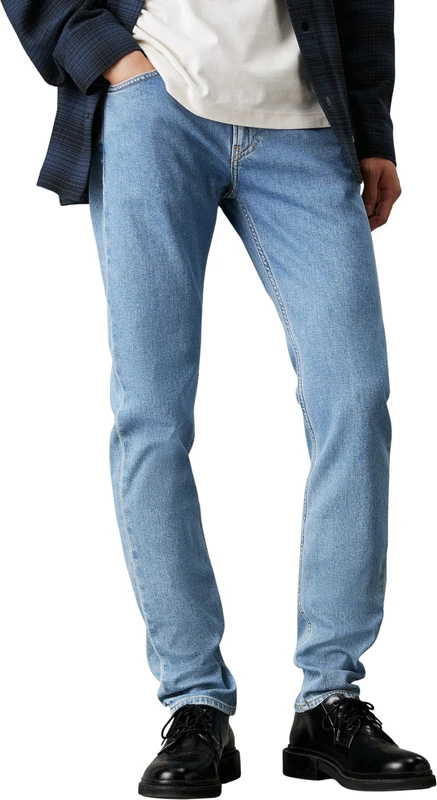 Calvin Klein Men’s Slim Tapered Fit Jeans, Blue (Denim Light), 30W/30L
