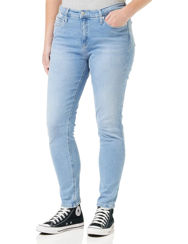 Calvin Klein Jeans Women's Mid Rise Skinny J20j221580 Pants, Denim (Denim Light), 25W / 30L