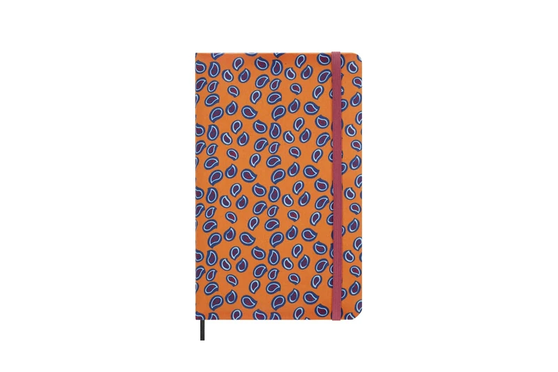 Moleskine Agenda Silk 12 Months, Weekly Undated Agenda, Hard Cover with Italian Silk from Mantero, Elastic Closure, with Gift Box, Size Large 21x13cm, Colour Orange