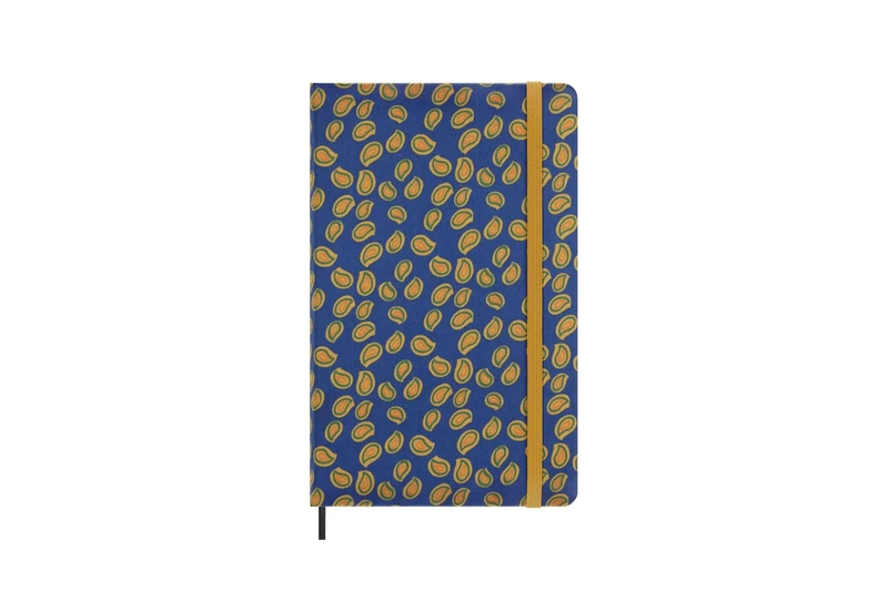 Moleskine Agenda Silk 12 Months, Weekly Undated Agenda, Hard Cover with Italian Silk from Mantero, Elastic Closure, with Gift Box, Size Large 21x13cm, Colour Blue