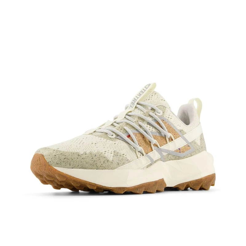 New Balance WTTTREU1 DynaSoft Tektrel Women Beige UK 4
