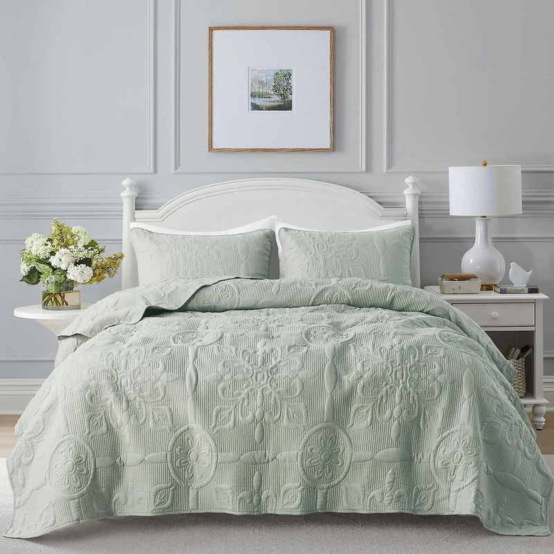 Sage Green Damask Quilt Queen Size Bedding Sets with 2 Pillow Shams, Boho Bedspread Lightweight Soft Farmhouse Vintage Bohemian Coverlet Retro Jacquard Pattern Bed Cover for All Season, 3 Pieces