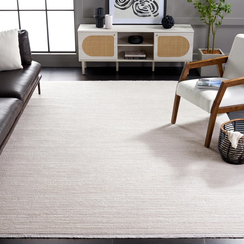 Safavieh Geometric Rug for Living Room, Dining Room, Bedroom - Whisper Collection, Short Pile, in Ivory, 91 X 152 cm