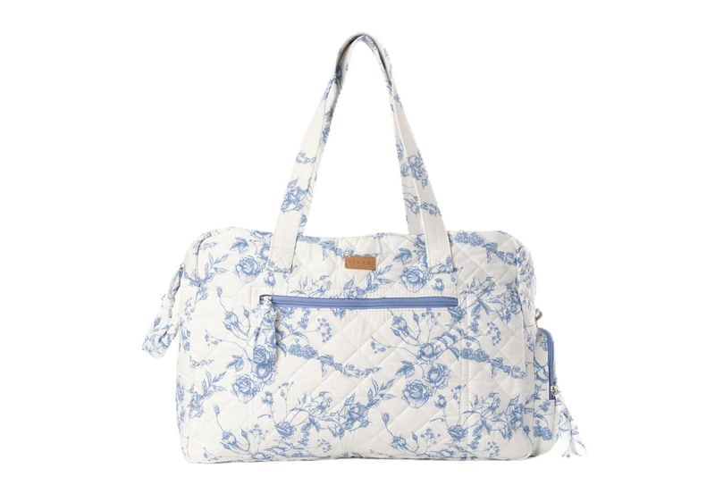 STAYA Women's Quilted Floral Blue M Overnight Bag, Weekender Duffle, 25L, 17.8"W x 7"D x 12.6"H