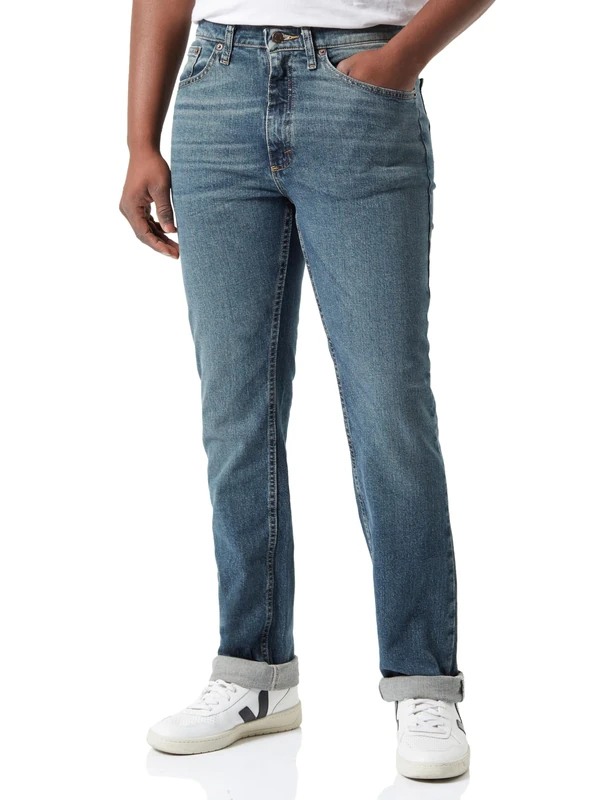 Wrangler Men's Jeans Regular Fit, Straight Leg