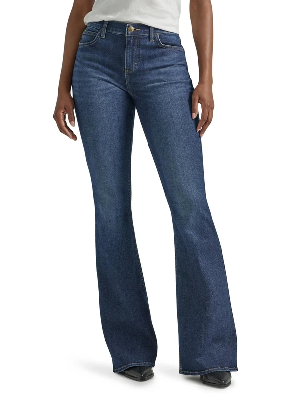Lee Women's Legendary Mid Rise Flare Jean, Inner Strength, 18 Short