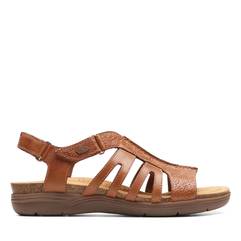 Clarks Women's April Belle Flat Sandal, Tan Leather, 7 UK