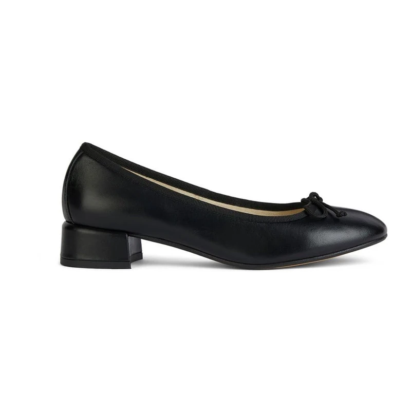 Geox Women's D Floretia A Ballet Flat, Black, 7 UK
