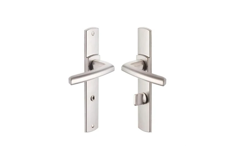 Vachette SCULT Door Handle Set on Plate - Locking Version for Toilet and Bathroom Doors - Hole Spacing 195 mm - Durable Zamak Material - 10 Year Guarantee - Platinum Finish