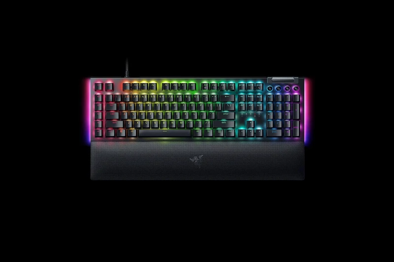 Razer BlackWidow V4 (Green Switch) - Mechanische Gaming-Tastatur Snap Tap (Mechanische Clicky Switches, 6 Makro-Tasten, Doubleshot-ABS-Tastenkappen, RGB Chroma) QWERTZ DE-Layout | Schwarz