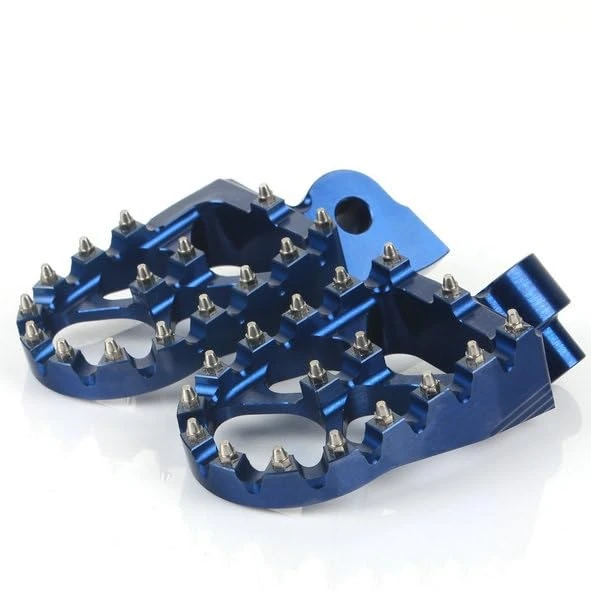 Accossato Blu off-road footpegs in Ergal 7075 for TM EN/MX from 2000 to 2018 (CC 125)
