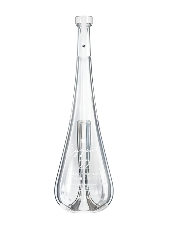 Cygnet 22 | The World’s Most Luxurious Gin | Welsh Dry Sipping Gin | Great in Cocktails including Martini | Cocktail Mixer for Negroni & Tom Collins | Luxury Gin For All Occasions | 44% ABV, 70cl