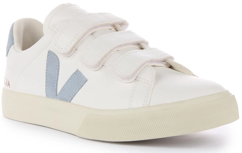 VEJA Recife Logo Sneaker