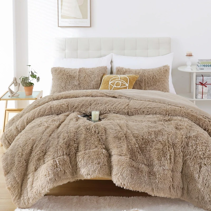 Smoofy Fluffy Full Size Comforter Set, Faux Fur Comforter Set, Luxury Fuzzy Bedding Set, Soft Shaggy Full Bed Set for All Season, 3 Pieces - 1 Comforter & 2 Pillowcases, Khaki