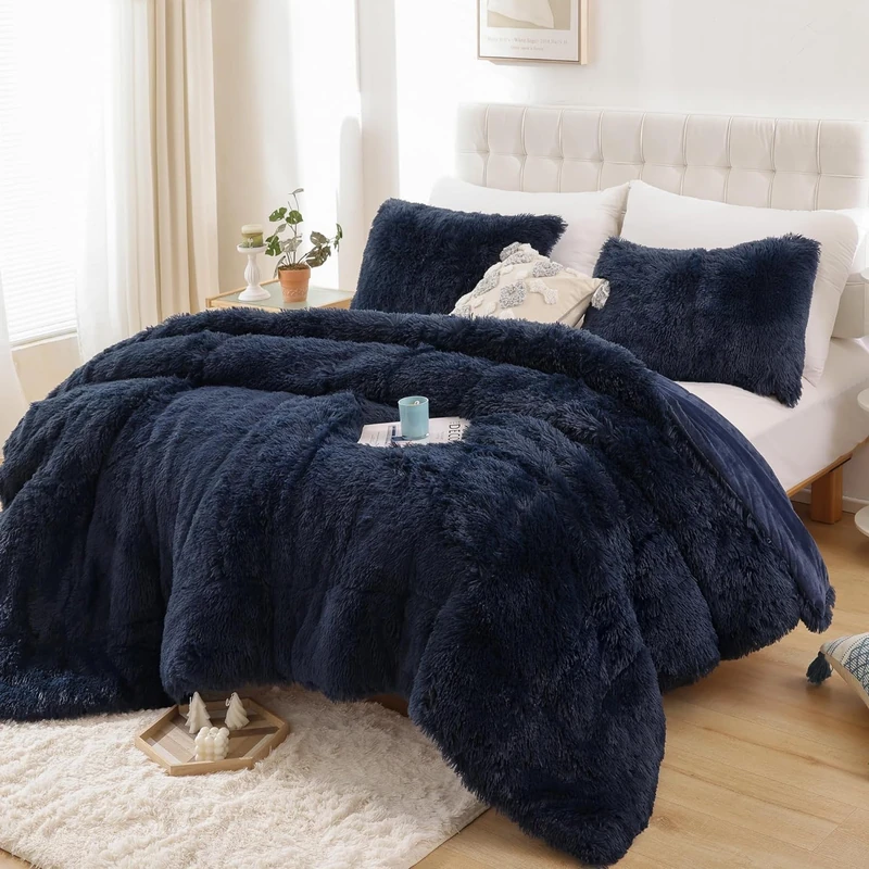 Smoofy Fluffy King Size Comforter Set, Faux Fur Comforter Set, Luxury Fuzzy King Bedding Set, Soft Shaggy Bed Set for All Season, 3 Pieces - 1 Comforter & 2 Pillowcases, Navy