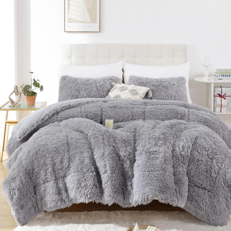 Smoofy Fluffy Full Size Comforter Set, Faux Fur Comforter Set, Luxury Fuzzy Bedding Set, Soft Shaggy Full Bed Set for All Season, 3 Pieces - 1 Comforter & 2 Pillowcases, Grey