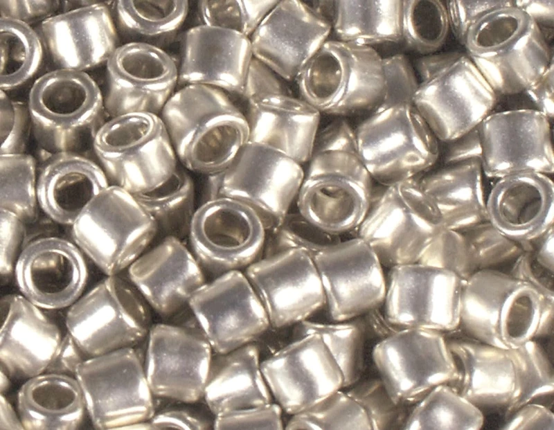 Japanese Cylinder Treasure Genuine Matte Silver 3.3mm.8/0 100g. - Image 1