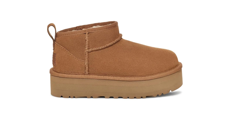 UGG Girls Kids Classic Ultra Mini Platf Boots, Chestnut, 4 UK