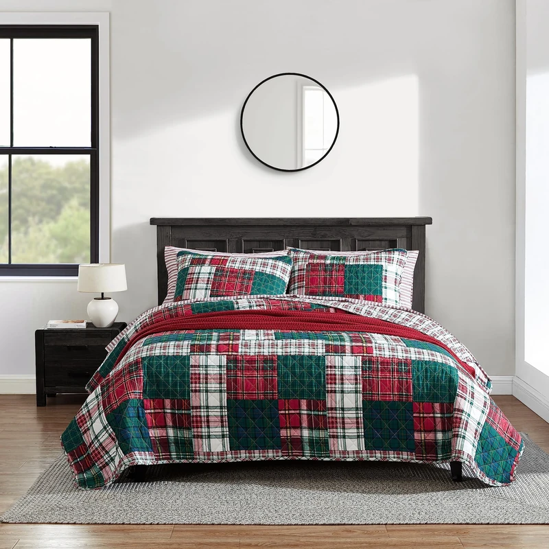 Nautica - Queen Quilt Set, Cotton Reversible Bedding with Matching Sham(s), Casual Home Decor for All Seasons (Emmet Patchwork Red, Queen)