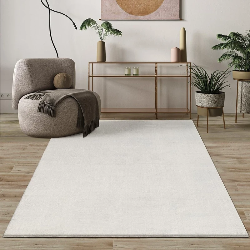 Mias Teppiche Comfort Modern Fluffy Short-Pile Carpet, Anti-Slip Backing, Washable up to 30 Degrees, Super Soft, Faux Fur Look, Creme, 140 x 200 cm