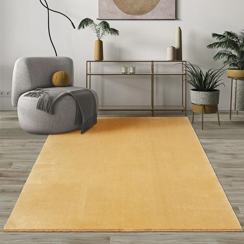 Mias Teppiche Comfort Modern Fluffy Short-Pile Carpet, Anti-Slip Backing, Washable up to 30 Degrees, Super Soft, Faux Fur Look, Gold, 140 x 200 cm