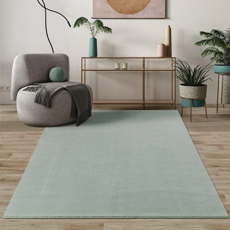 Mias Teppiche Comfort Modern Fluffy Short-Pile Carpet, Anti-Slip Backing, Washable up to 30 Degrees, Super Soft, Faux Fur Look, Green, 140 x 200 cm - Image 1
