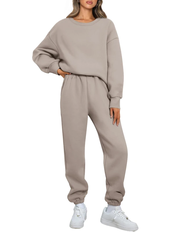 AUTOMET Womens 2 Piece Outfits Sweatsuit Oversized Sweatshirt Lounge Sets Baggy Sweatpants Fall Fashion with Pockets, Coffeegrey, Medium