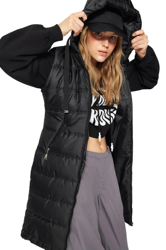 Trendyol Women Regular Fit Puffer Hooded Woven Vest, Black, XL