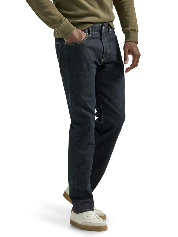 Lee Men's Extreme Motion Straight Taper Jean, Rinse, 33W x 30L