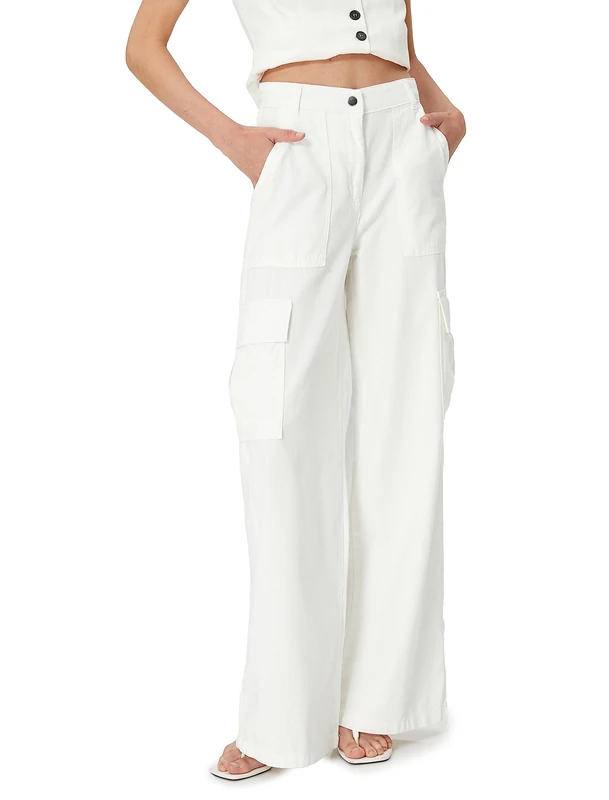 Koton Women's Wide Leg Pocket Detail Cotton Cargo Trousers Shorts, Off White(001),