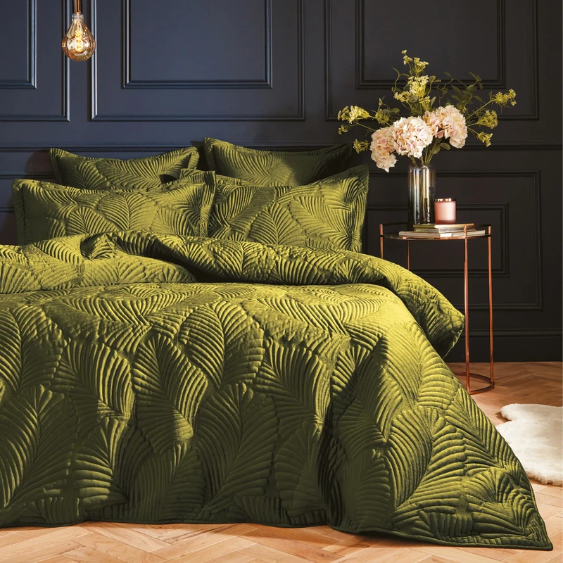 Paoletti Palmeria Quilted Duvet Cover Set – Luxe Embroidered Velvet Bedding (Moss – Super King)