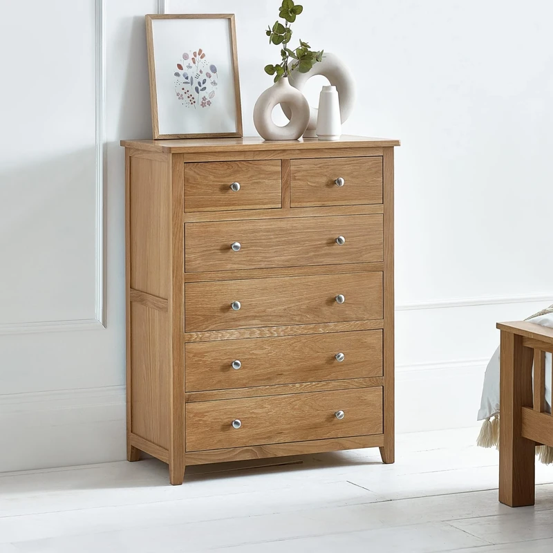 Julian Bowen Chest of Drawers, Oak, 108 x 83 x 44