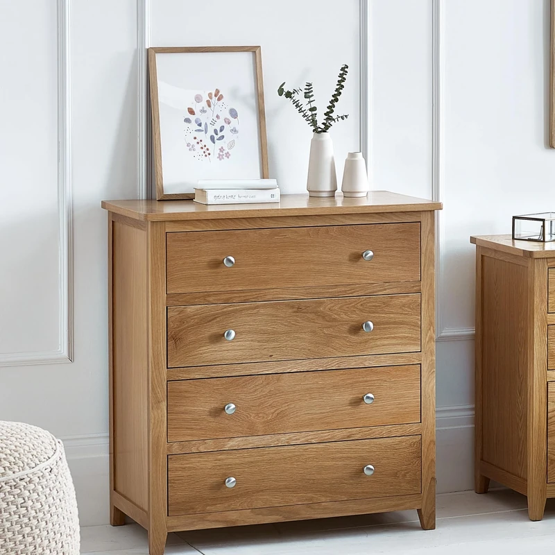 Julian Bowen Chest of Drawers, Oak, 89 x 83 x 44